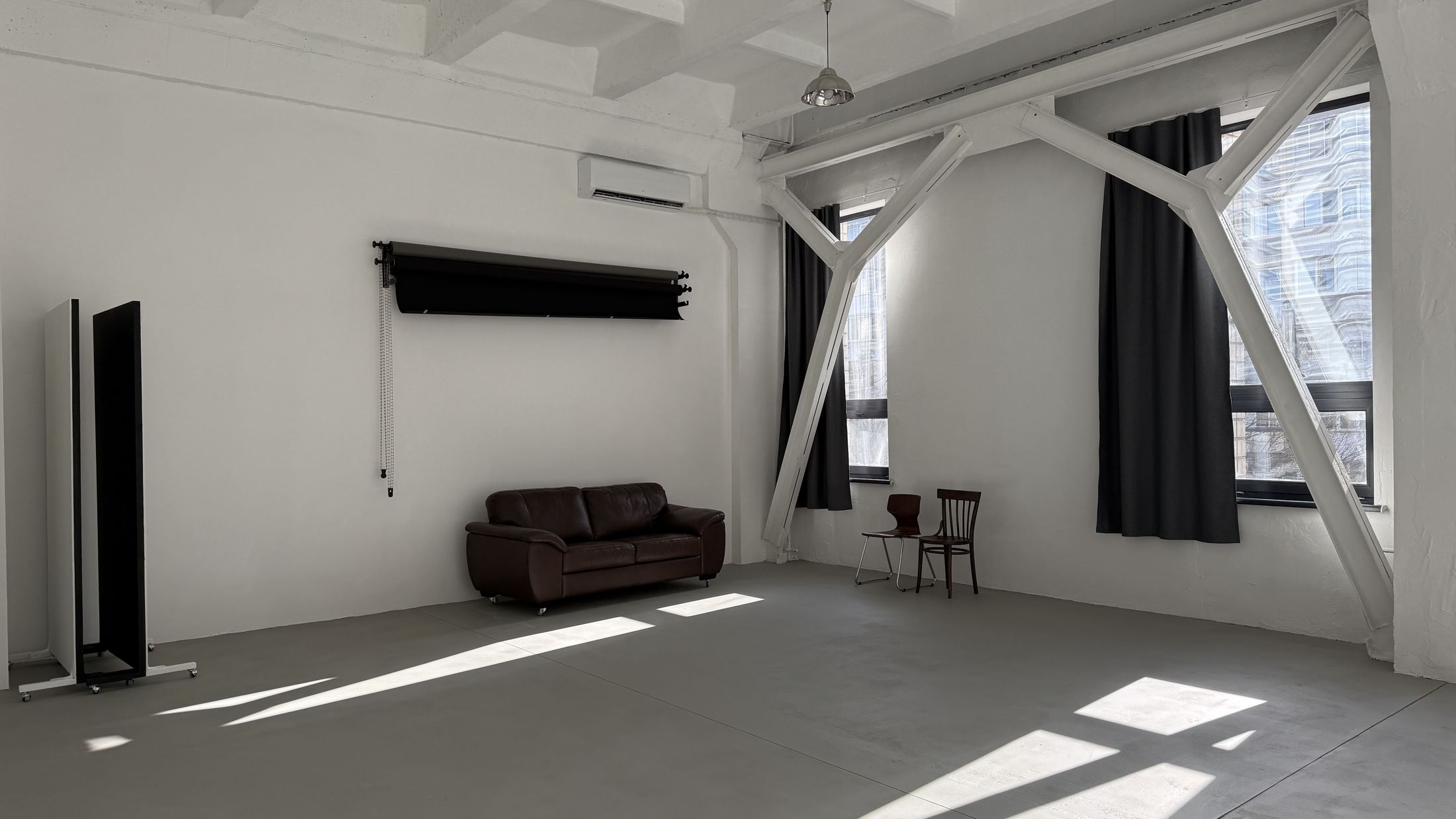 fotostudiya-kyiv-dlya-simeynoyi-fotosesiyi-pastka (1).jpg